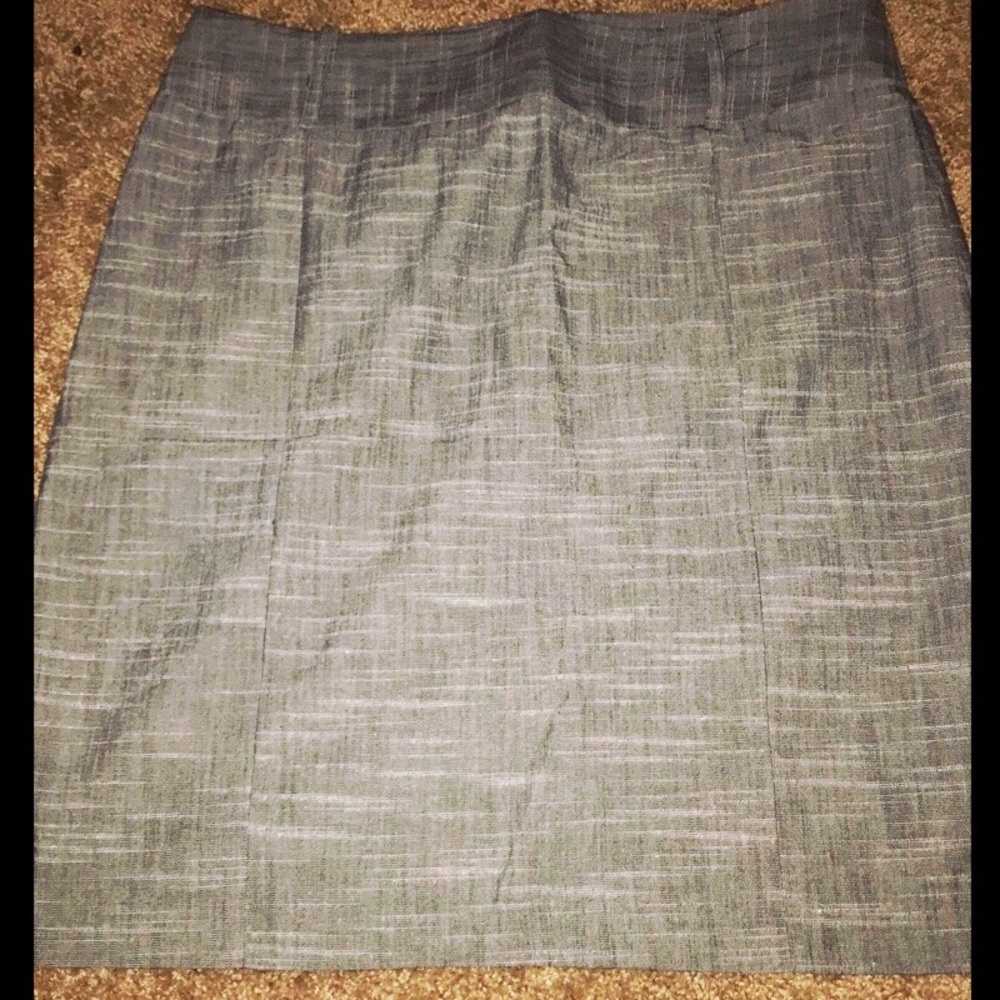 Like new Gray or black short dress skirts